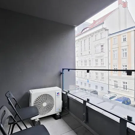 Apartment Urbanestcitycenterapartment/op51
